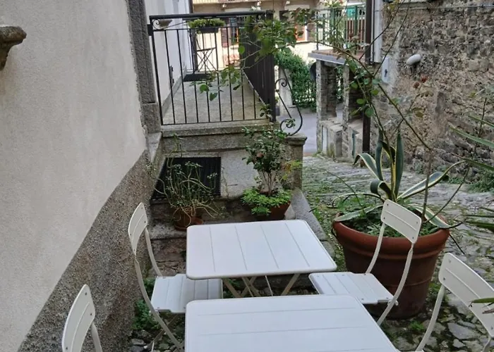 Casa Giacomina Bed & Breakfast 3*